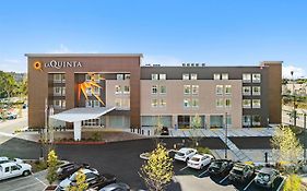 La Quinta Inn & Suites By Wyndham La Habra